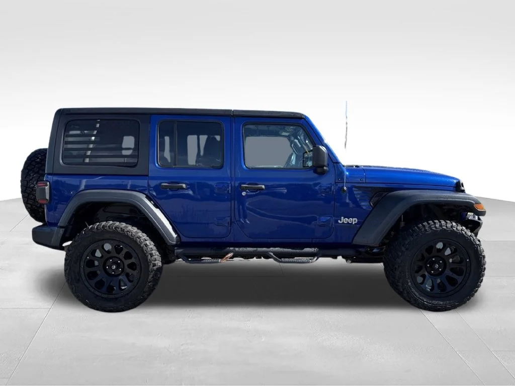 Used 2019 Blue Jeep Unlimited Sport S image 25