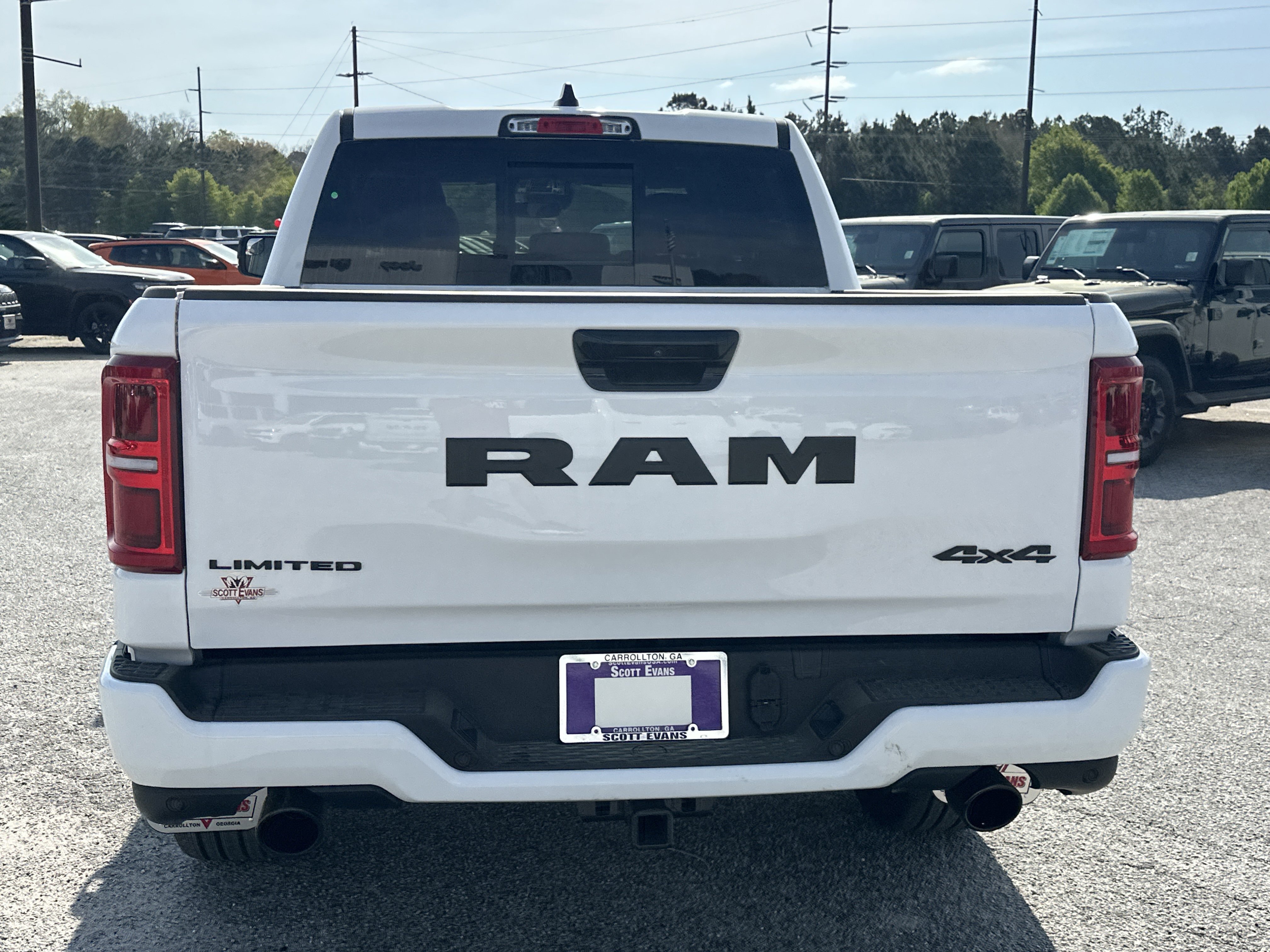 New 2026 Bright White Clear-Coat Exterior Paint RAM Limited image 7