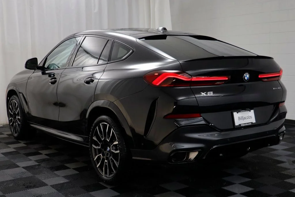 New 2026 Black BMW xDrive40i image 15