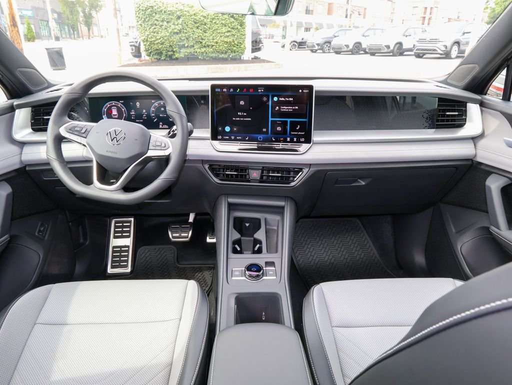 New 2026 Silver Volkswagen 2.0T SE R-Line Black image 17