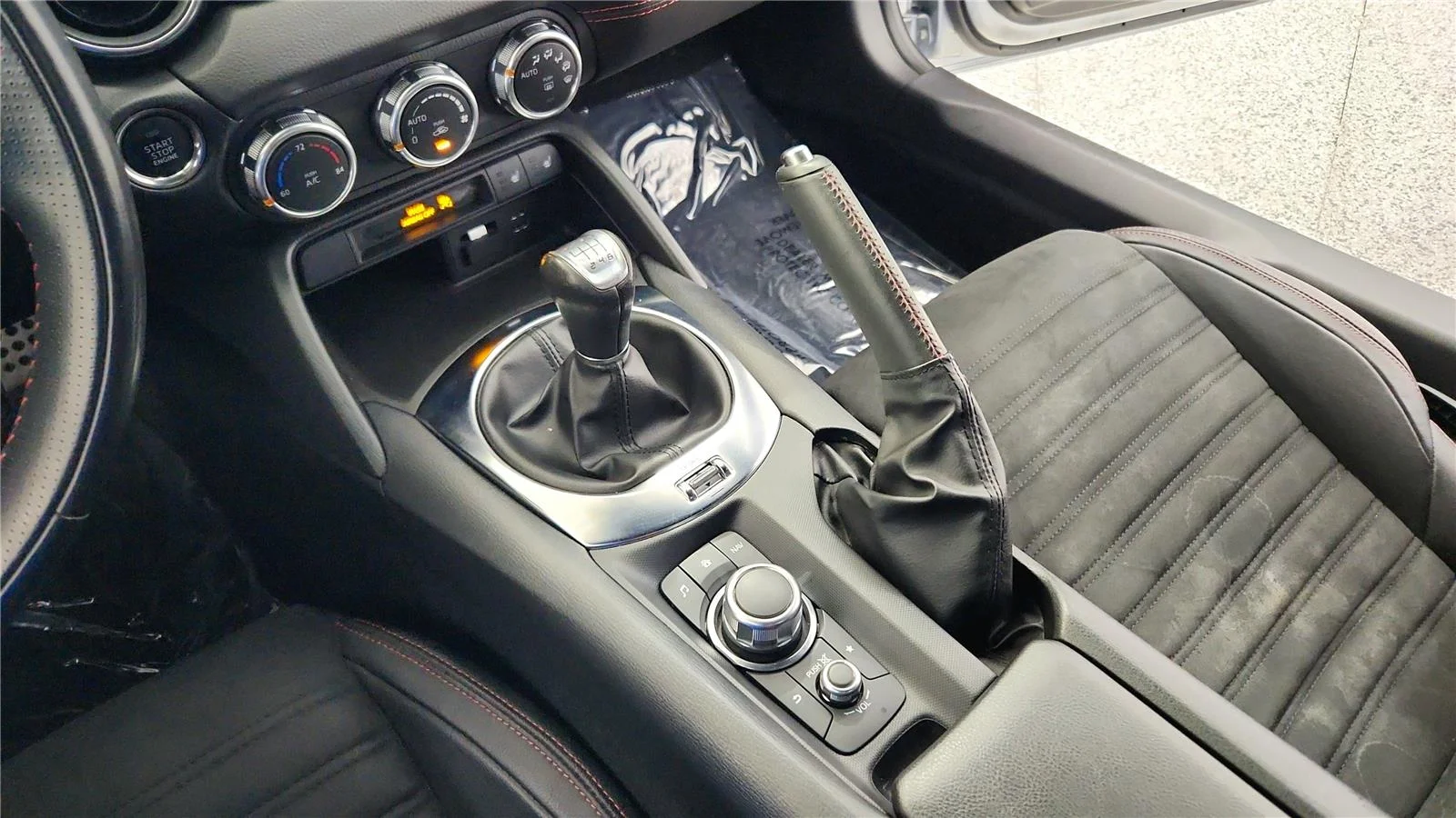 2020 FIAT 124 Spider Abarth - Photo 26