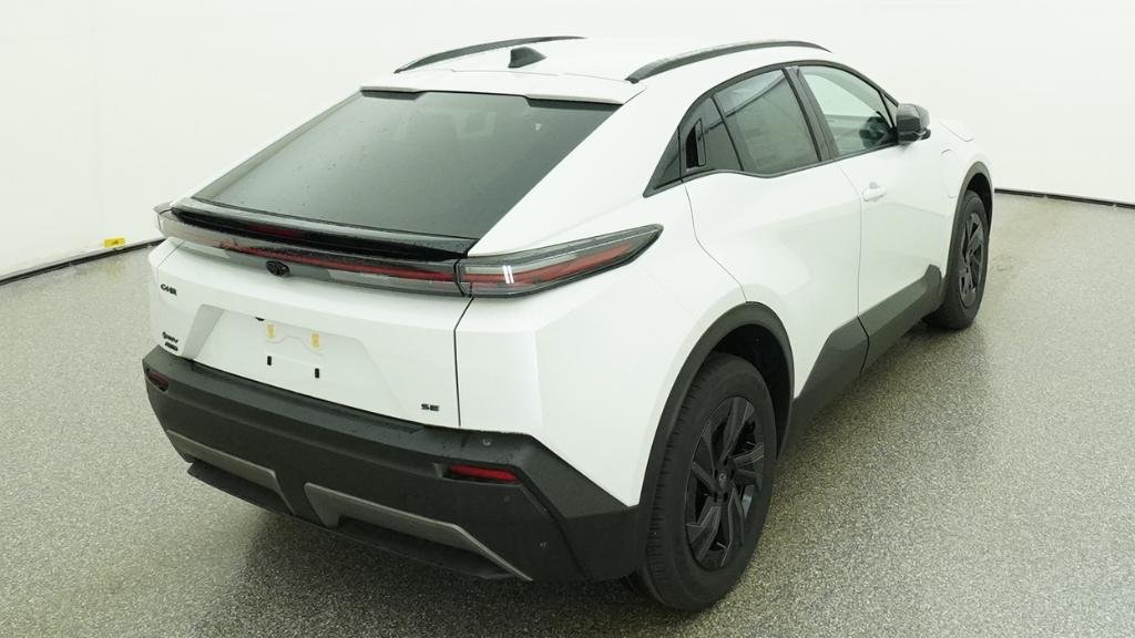 New 2026 Wind Chill Pearl Toyota SE image 9