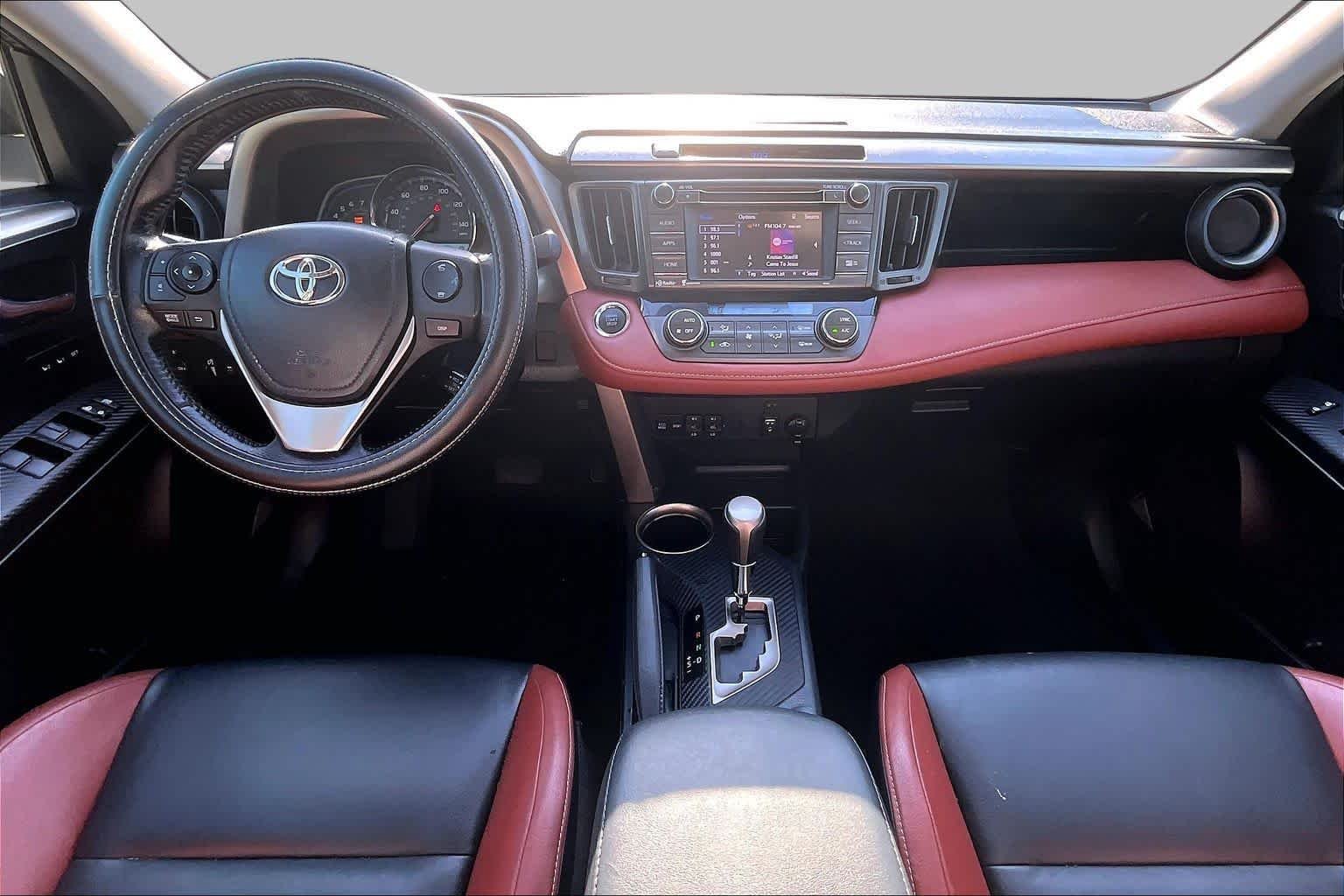 Used 2015 Magnetic Gray Metallic Toyota Limited image 15