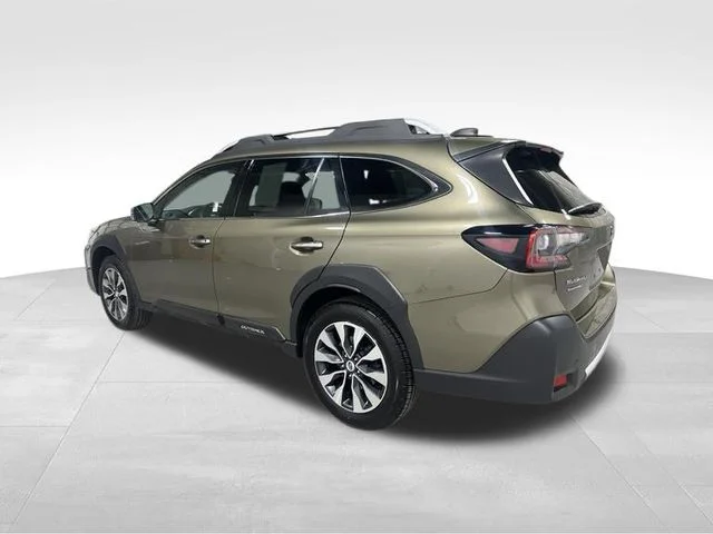 Used 2023 Brown Subaru Touring XT image 8