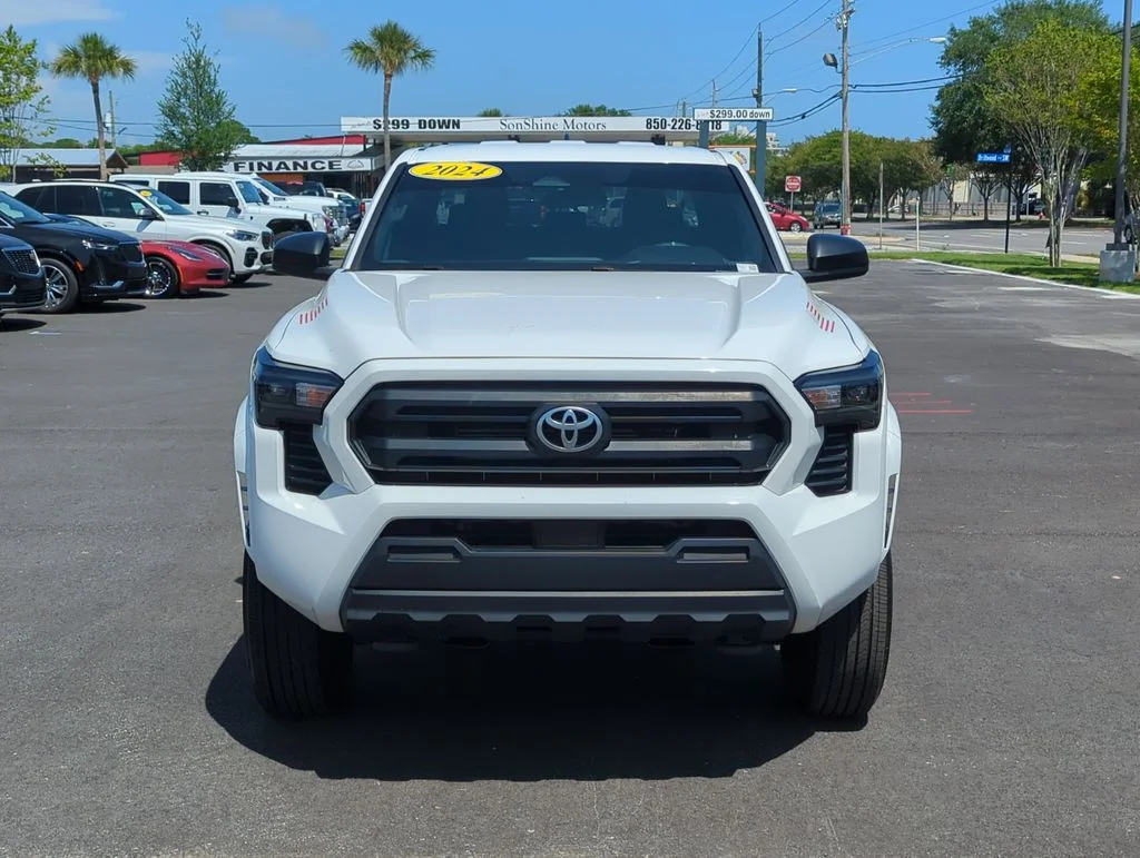Used 2024 White Toyota SR image 9