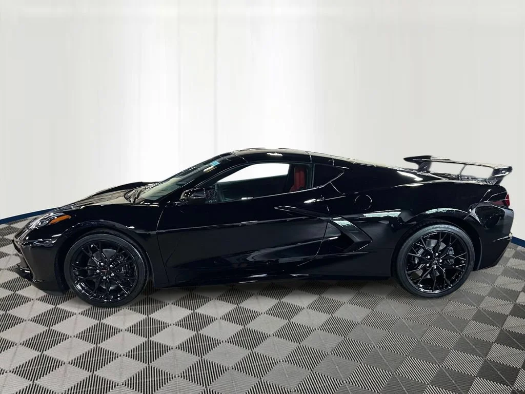 2027 Chevrolet Corvette 1LT - Photo 2