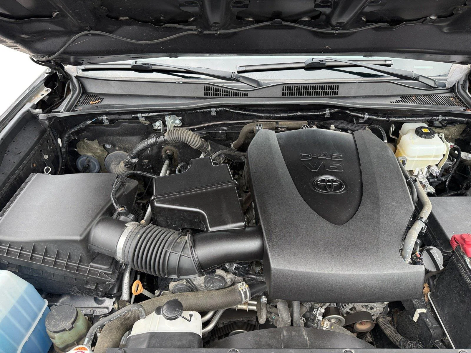 Used 2020 Magnetic Gray Metallic Toyota TRD Off-Road image 28