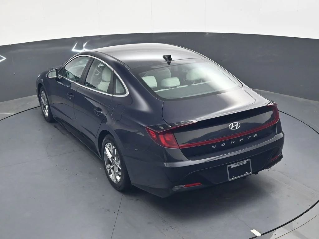 Used 2023 Blue Hyundai SEL image 25