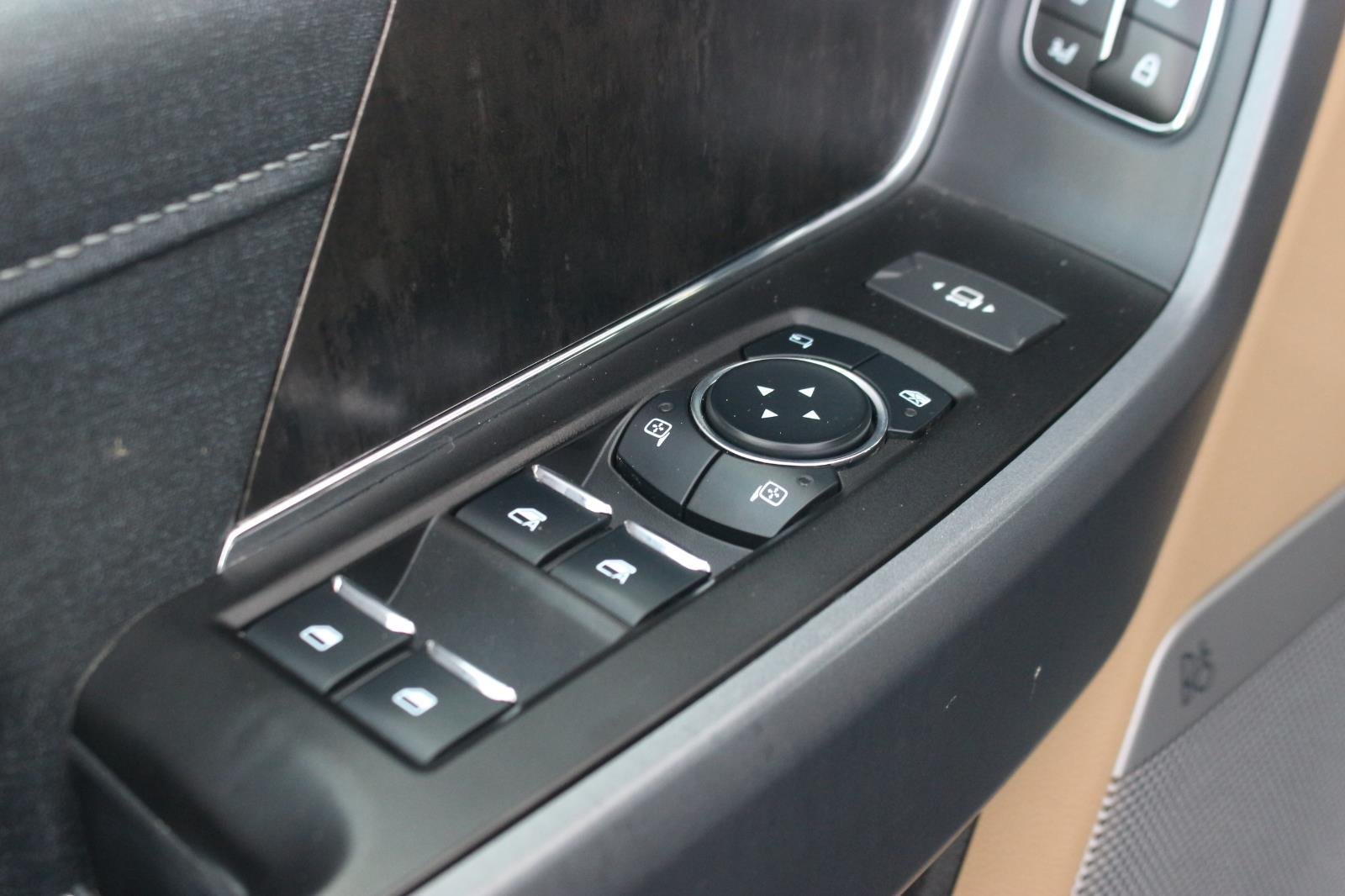 Used 2023 Black Ford XL image 15