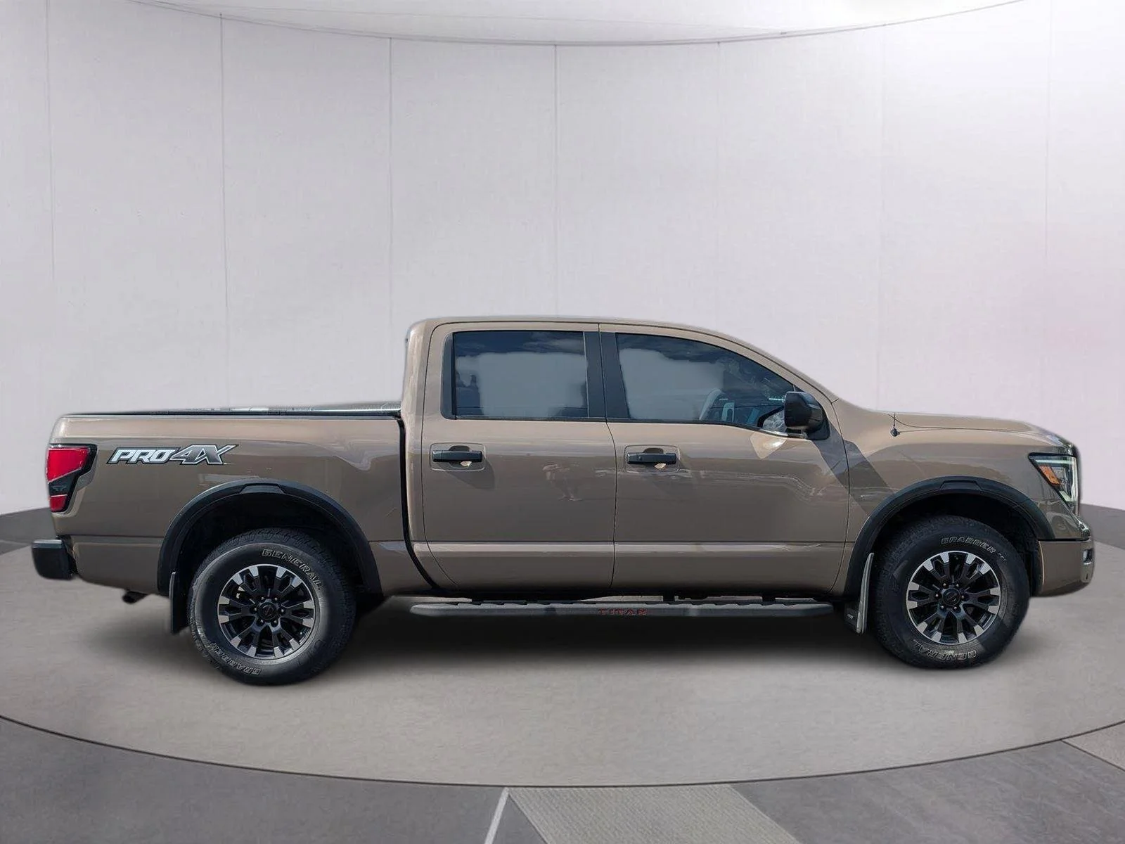 Used 2021 Baja Storm Nissan PRO-4X image 6