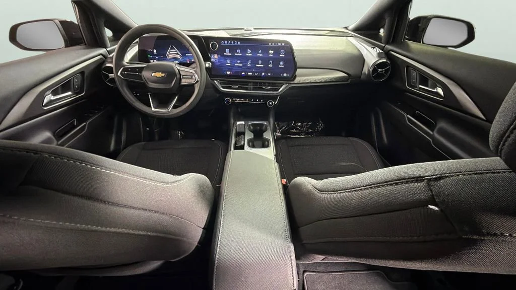Used 2025 Black Chevrolet LT image 31