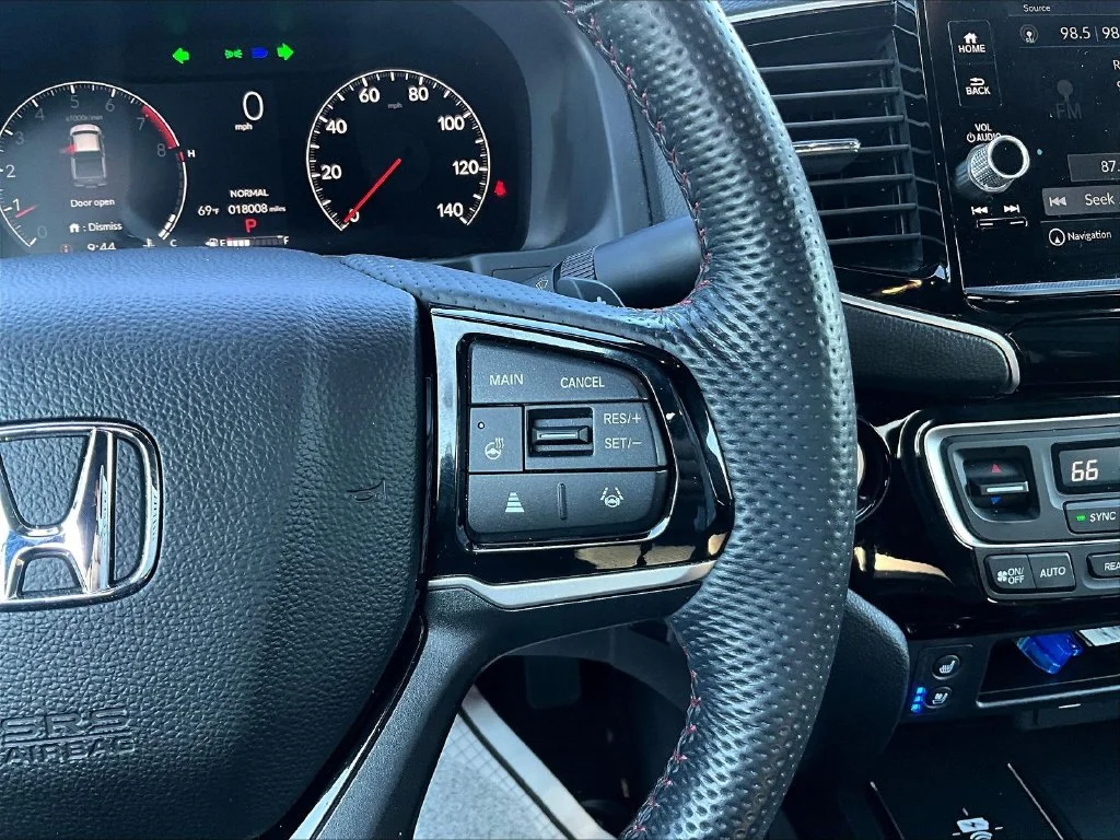 2024 Honda Ridgeline Black Edition - Photo 13