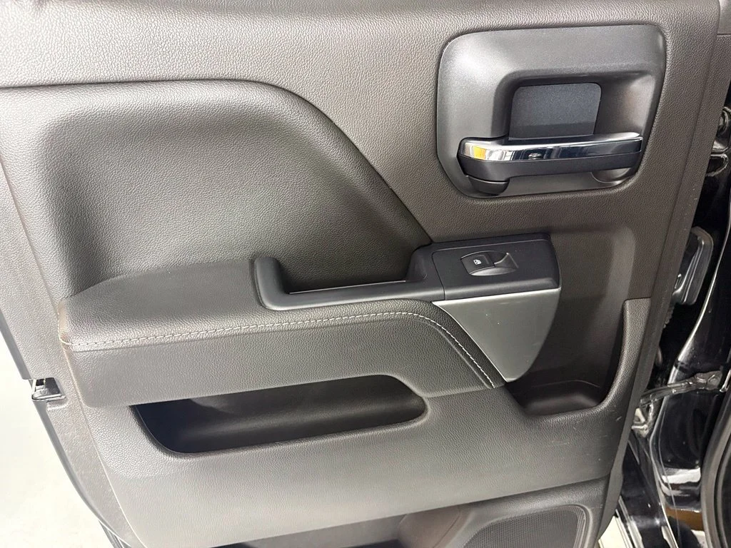 Used 2016 BLACK Chevrolet LT image 40