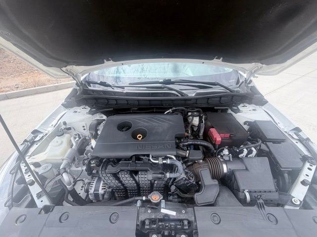 2019 Nissan Altima SR - Photo 35