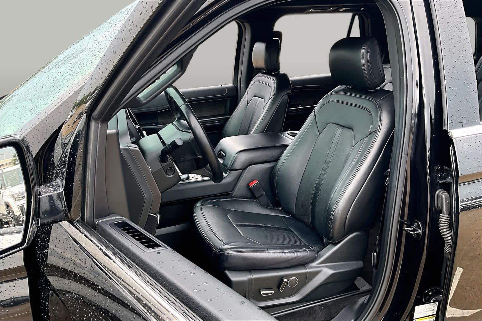 Used 2019 Agate Black Metallic Ford Limited image 8