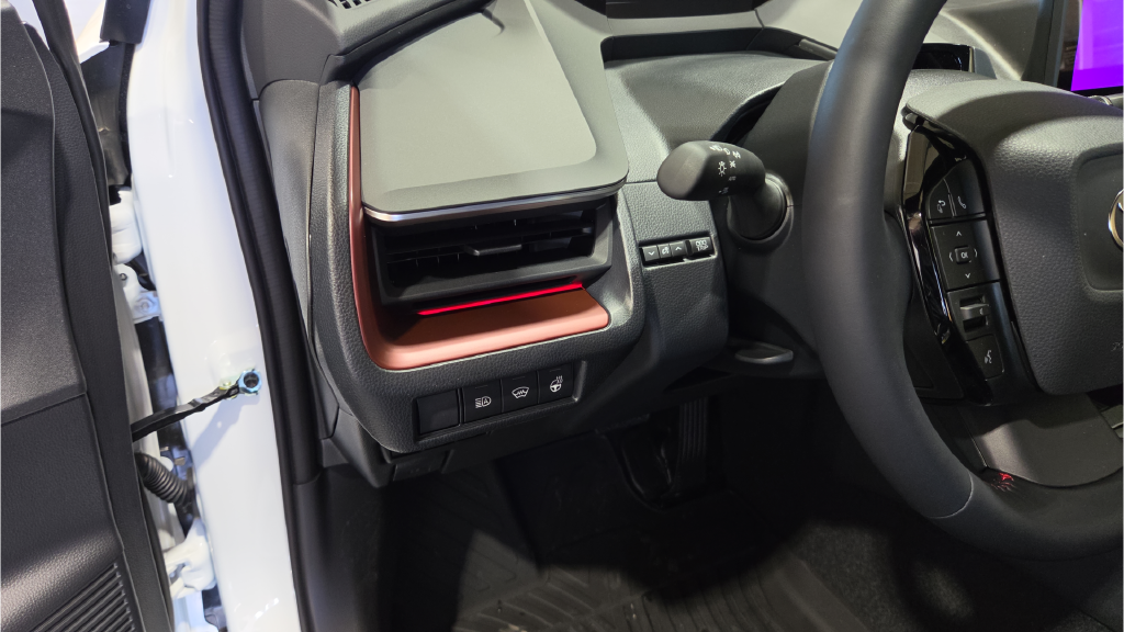 New 2027 Wind Chill Pearl Toyota XSE image 31