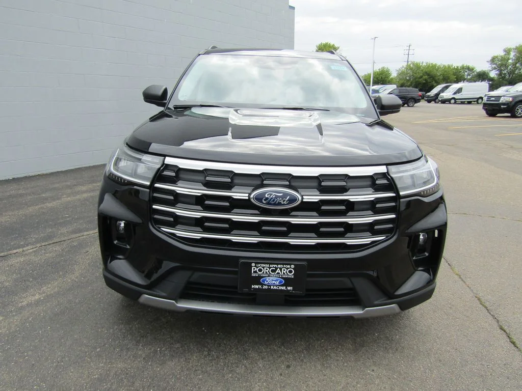 New 2026 Agate Black Metallic Ford Active image 4