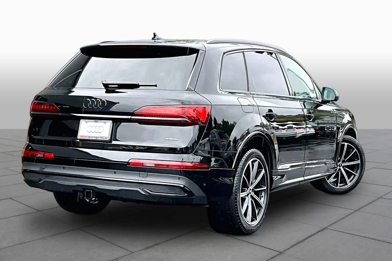 Used 2023 Mythos Black Metallic Audi Premium Plus image 13