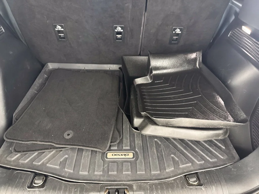 Used 2020 Gray Ford SEL image 28