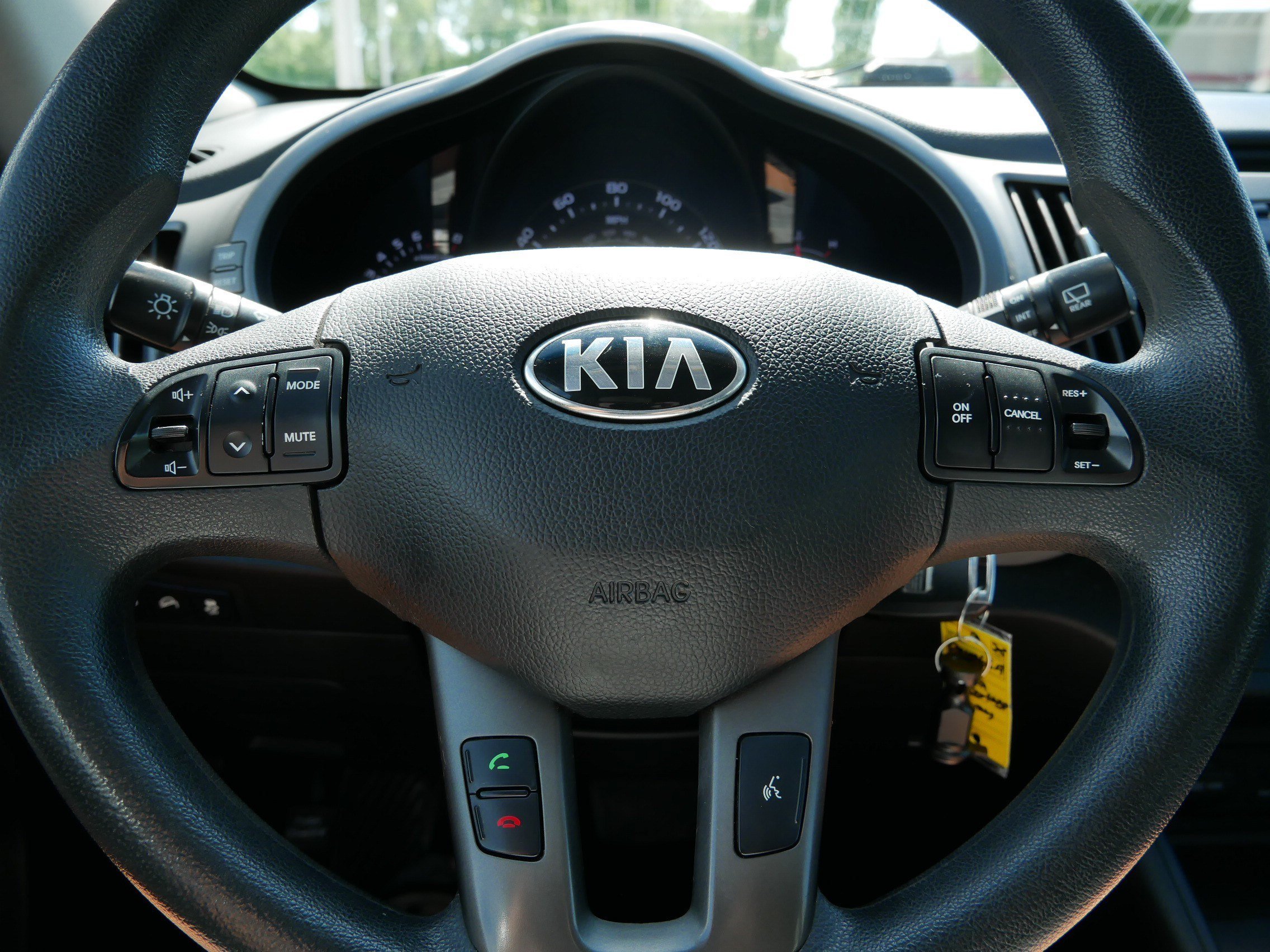 Used 2015 Mineral Silver Kia LX image 25