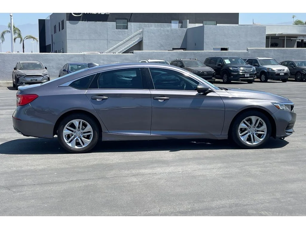 Used 2020 Modern Steel Metallic Honda LX image 7