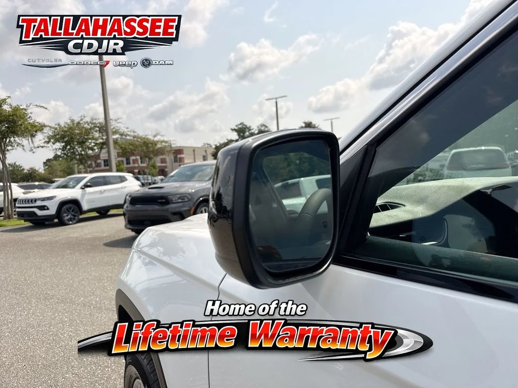New 2026 Bright White Clearcoat Jeep Laredo image 11