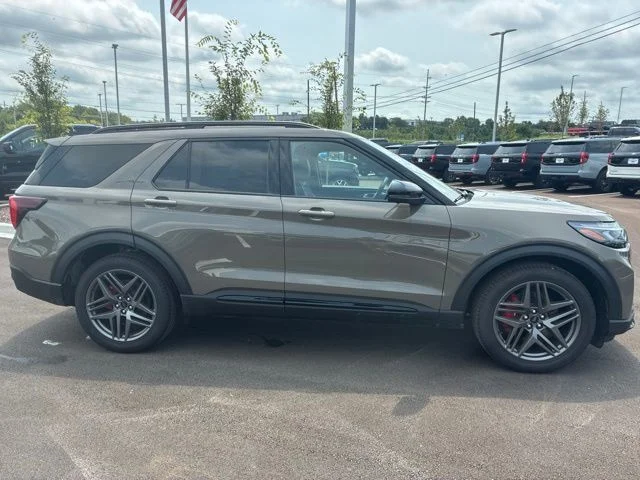 New 2026 Marsh Gray Ford ST image 10