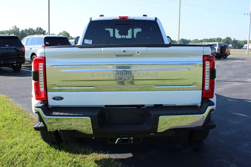 New 2026 Star White Metallic Tri-Coat Ford F-350® King Ranch® image 16