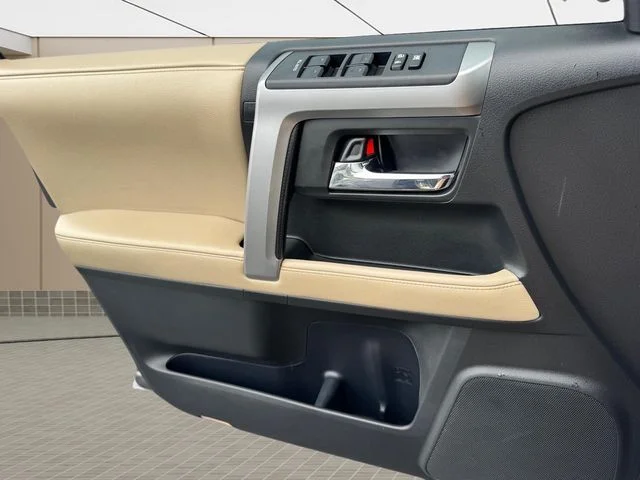 Used 2017 Gray Toyota SR5 Premium image 17