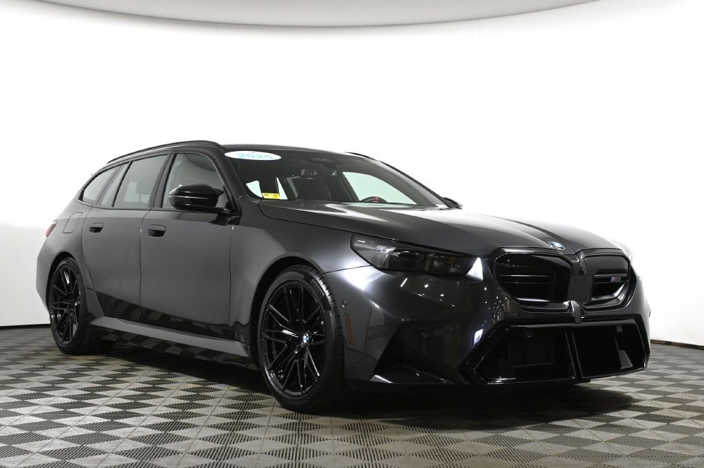 Used 2025 Dark Graphite BMW Base image 9