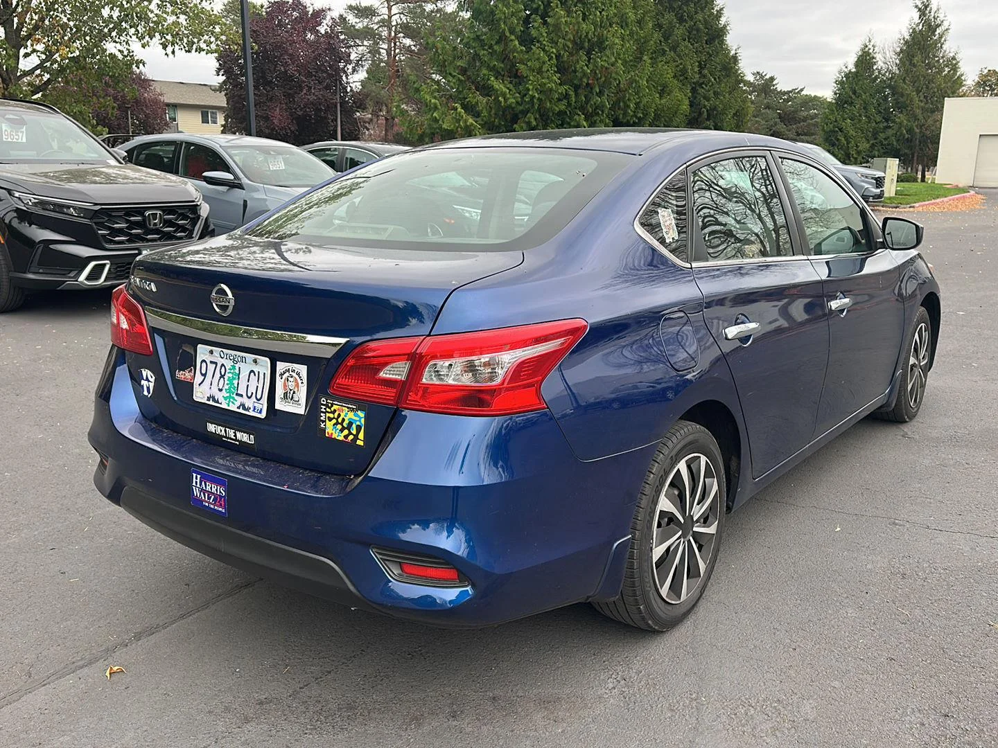 Used 2019 Deep Blue Pearl Nissan S image 4