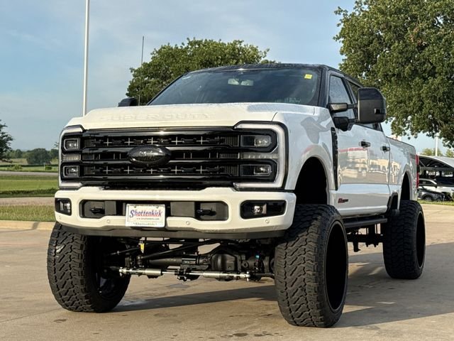 Used 2024 White Ford Platinum image 3