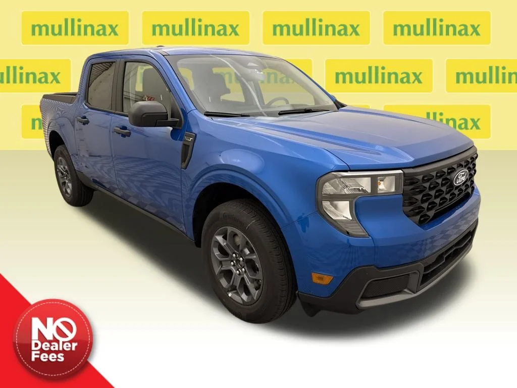 New 2025 Blue Ford XLT image 1