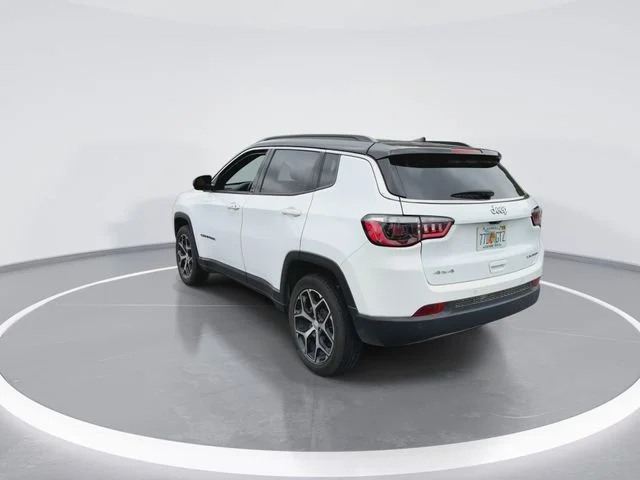 Used 2024 White Jeep Limited image 7