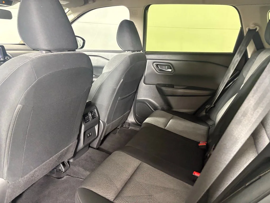 Used 2024 Gray Nissan SV image 34