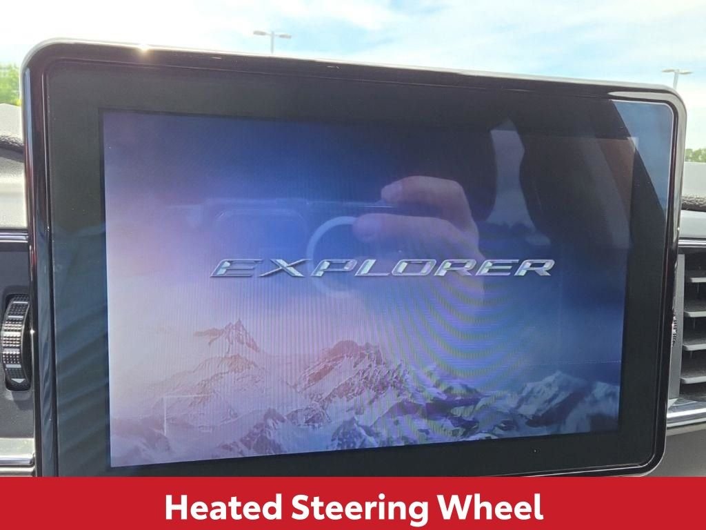 Used 2023 Silver Ford XLT image 24