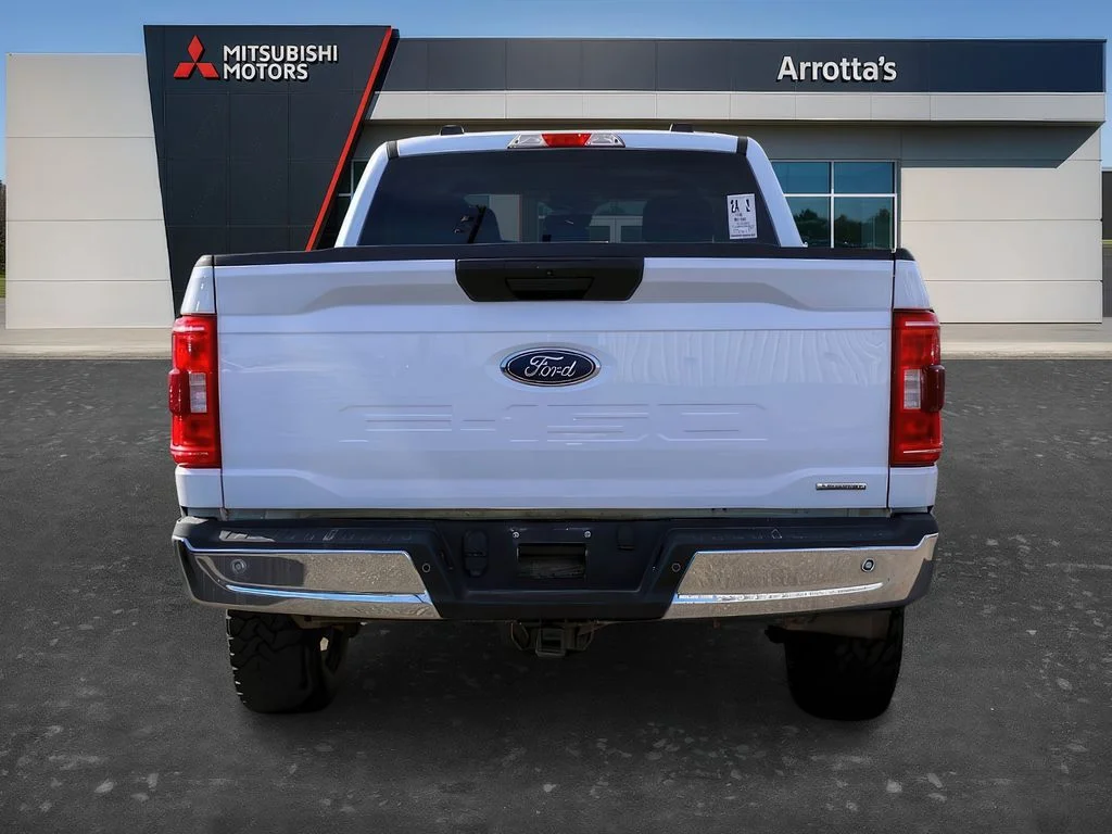 Used 2021 Oxford White Ford XLT image 5