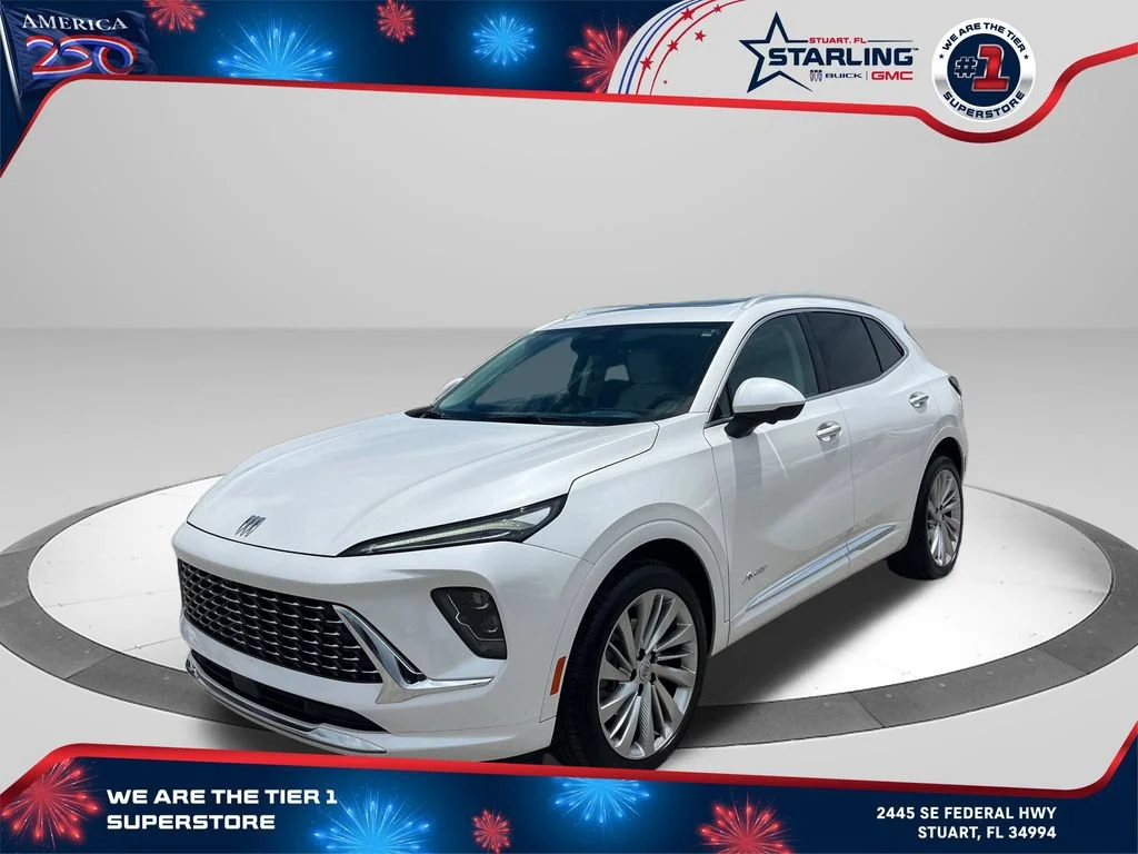 Used 2025 White Frost Tricoat Buick Avenir image 1