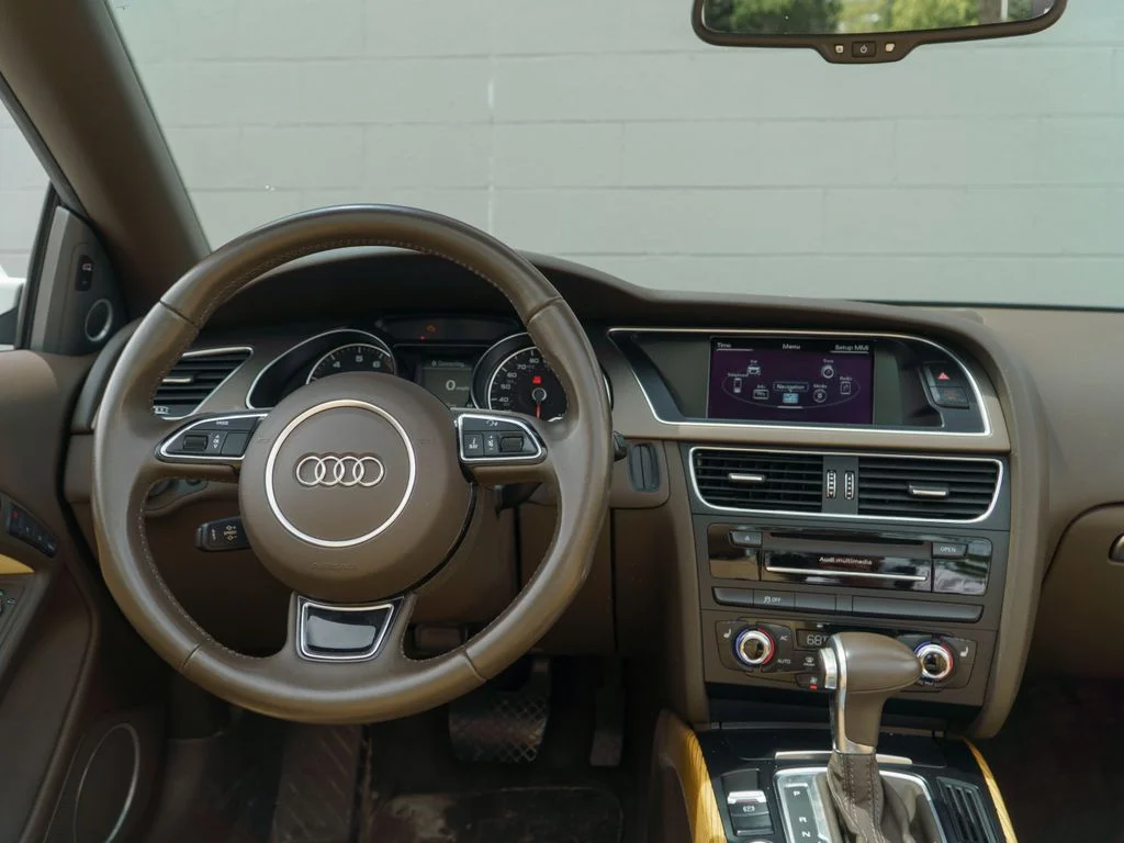 Used 2013  Audi  image 22