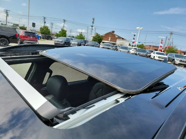 Used 2023 Black Kia EX X-Line image 33