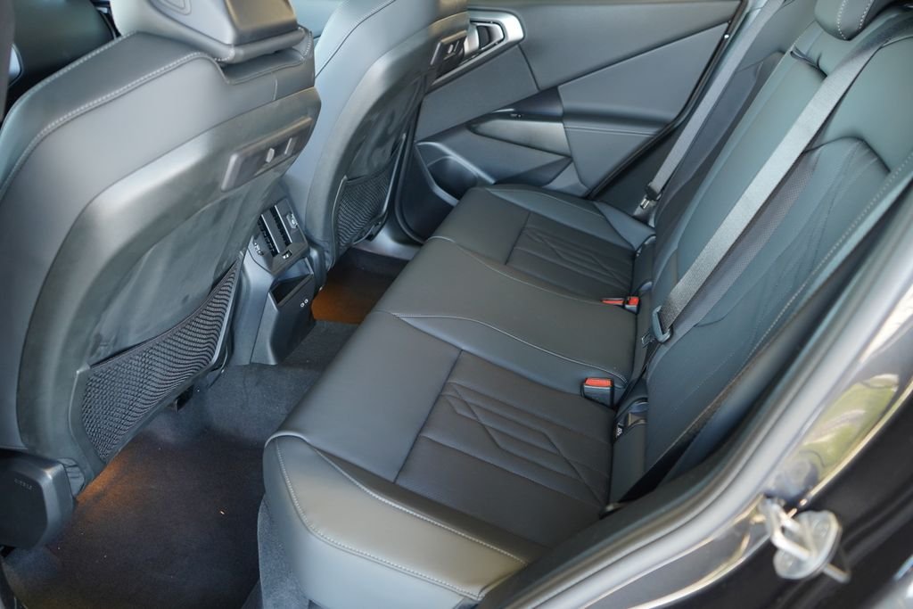 Used 2026 Dark Graphite BMW 30 xDrive image 19