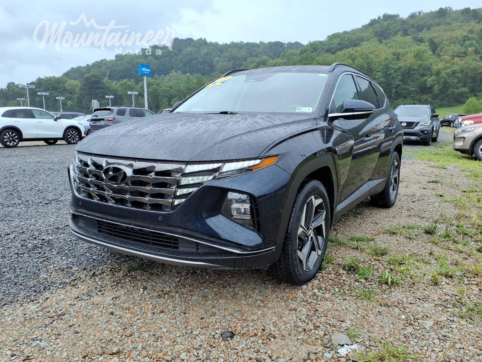 Used 2022 Phantom Black Hyundai Limited image 1