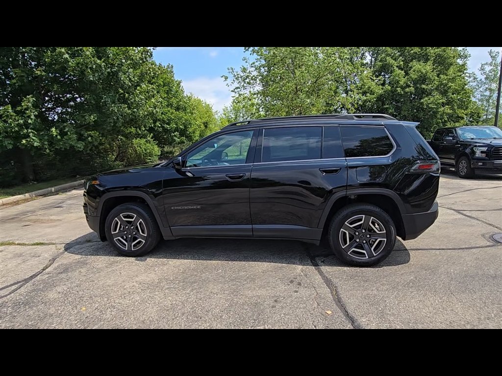2026 Jeep Cherokee Laredo - Photo 7