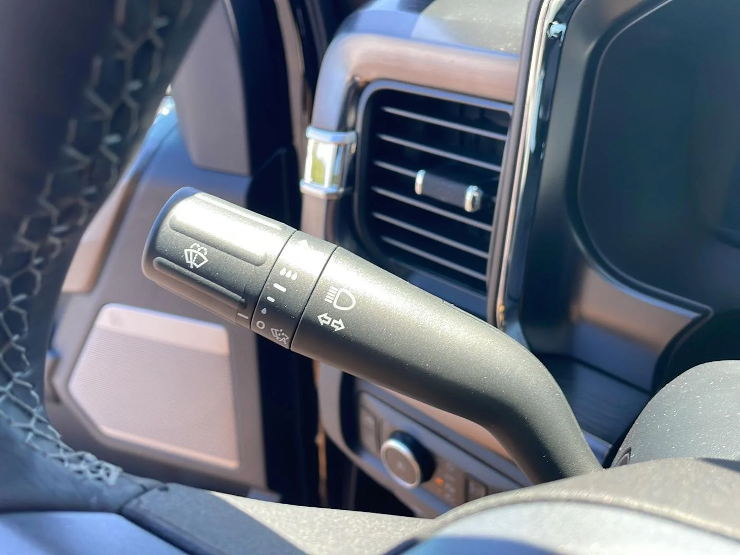New 2026 Agate Black Metallic Ford LARIAT image 20