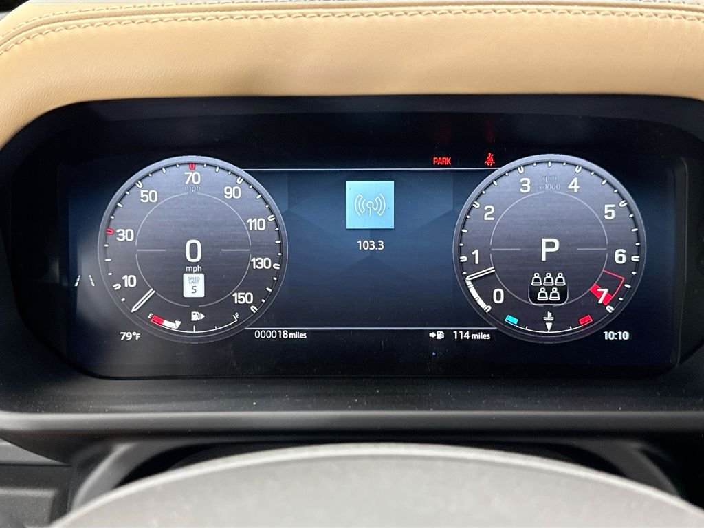 New 2026 Santorini Black Land Rover X-Dynamic SE image 34