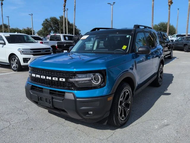 Used 2025 Blue Ford Outer Banks image 8