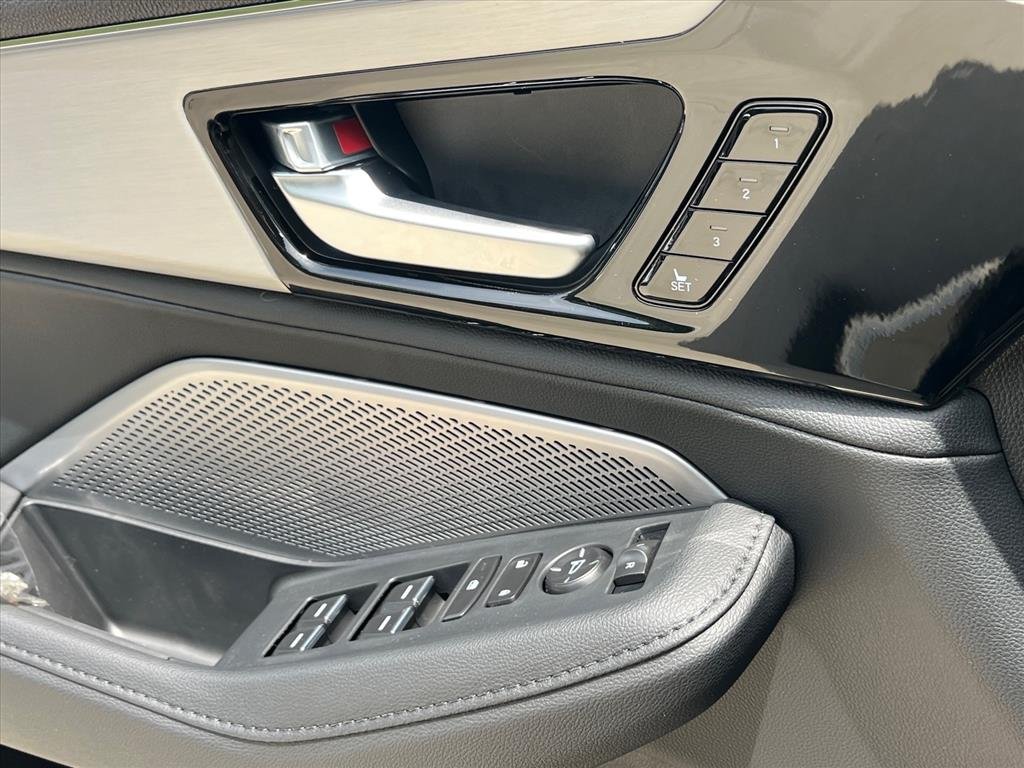 New 2026 Majestic Black Pearl Acura Base SH-AWD image 13
