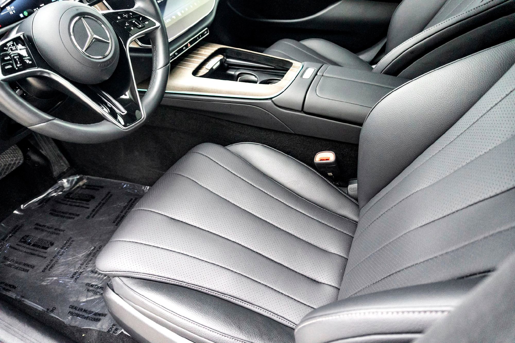 Certified Used 2025 Polar White Mercedes-Benz E 350 image 14