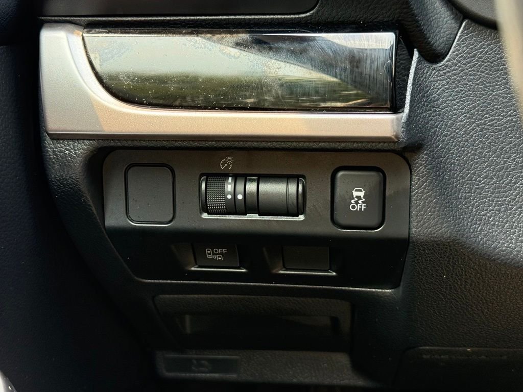 Used 2017 Gray Subaru 2.0i Limited image 16