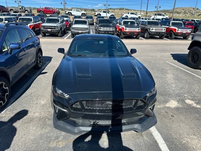 Used 2019 Black Ford GT Premium image 2